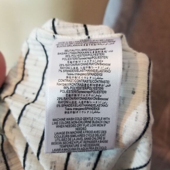 Bcbgeneration B & W Striped Top Size Large - Picture 4 of 4